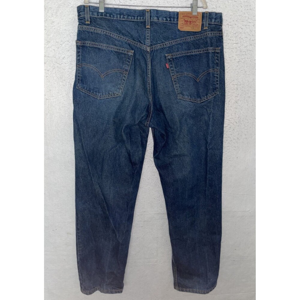 VINTAGE 550 levi's denim jeans USA made Mens 40x32 dark wash relaxed fit zip fly